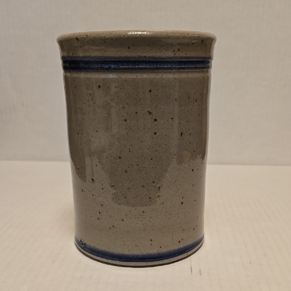 Saratoga Springs Pottery Crock / Vase / Utensil Holder - Picture 6 of 16